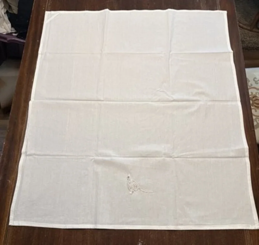 Vintage Set Of 4 Linen Tablecloths Embroidered Pheasants 33”x38”